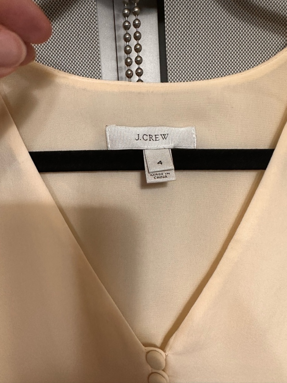J.Crew 100% Silk Cream V-Neck Button Blouse | Classic Chic Sz 4 - Picture 5 of 12